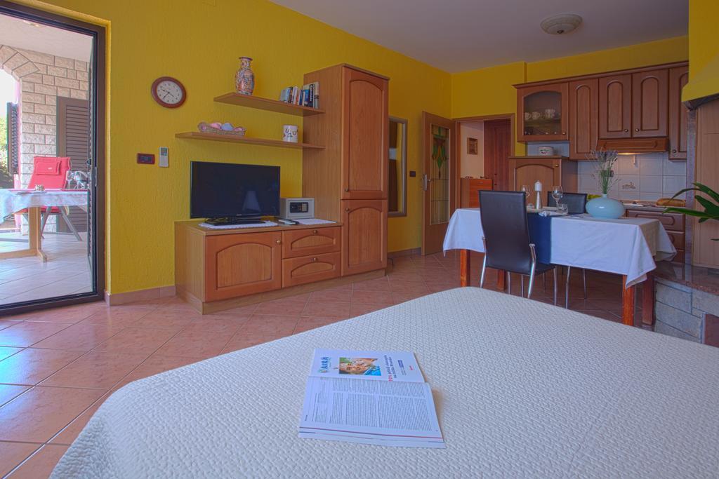 Novigrad Istria Apartments Daniela חדר תמונה